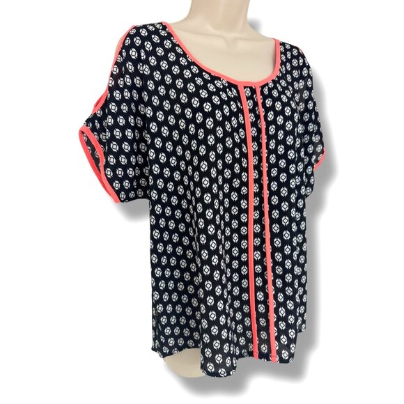 Bobeau Black White Print Cold Shoulder Tunic Top‎ Shirt Blouse Size M Nordstrom - Picture 2 of 8
